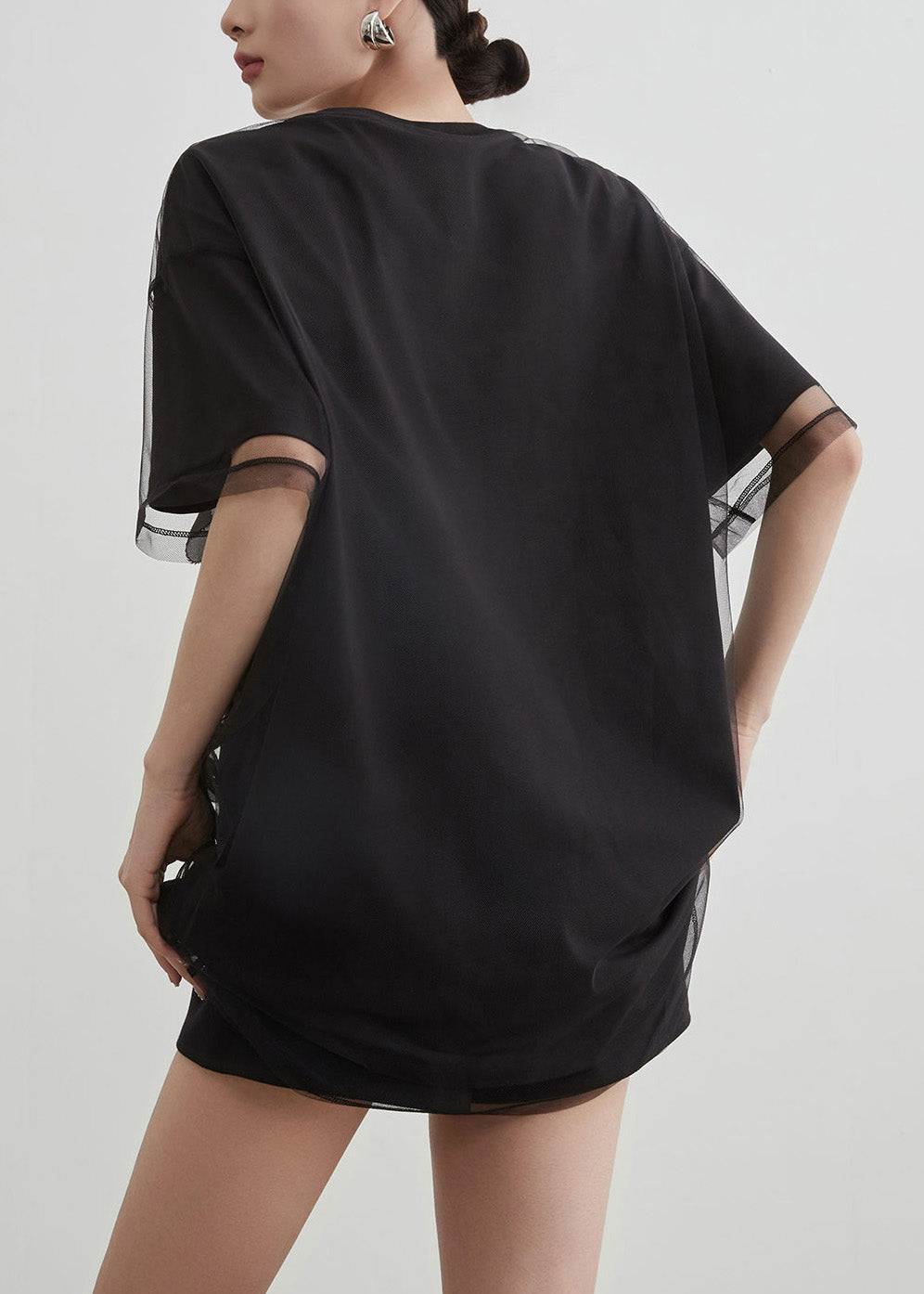 Effortlessly Elegant Shirt with a Timeless Design
