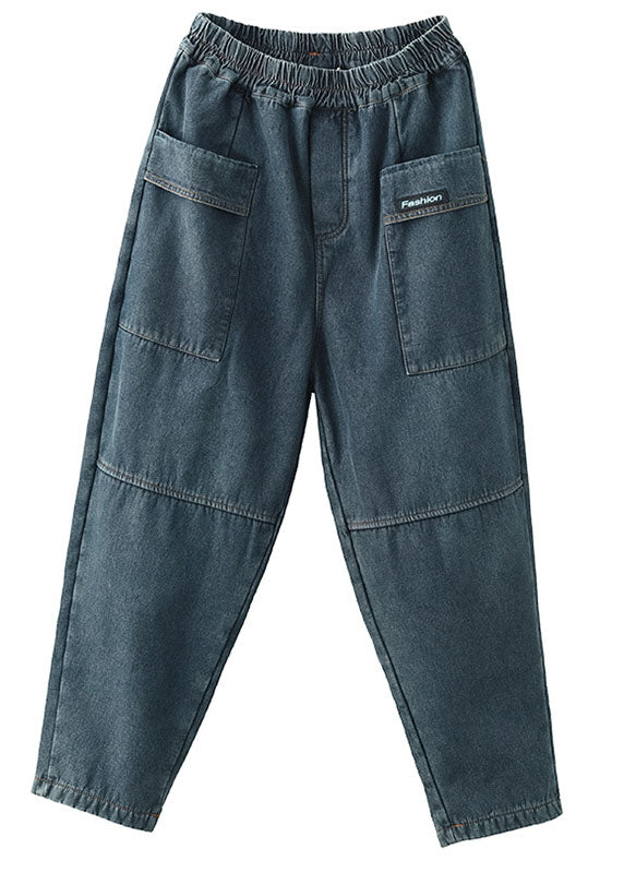 Effortlessly Elegant Trousers with a Timeless Design