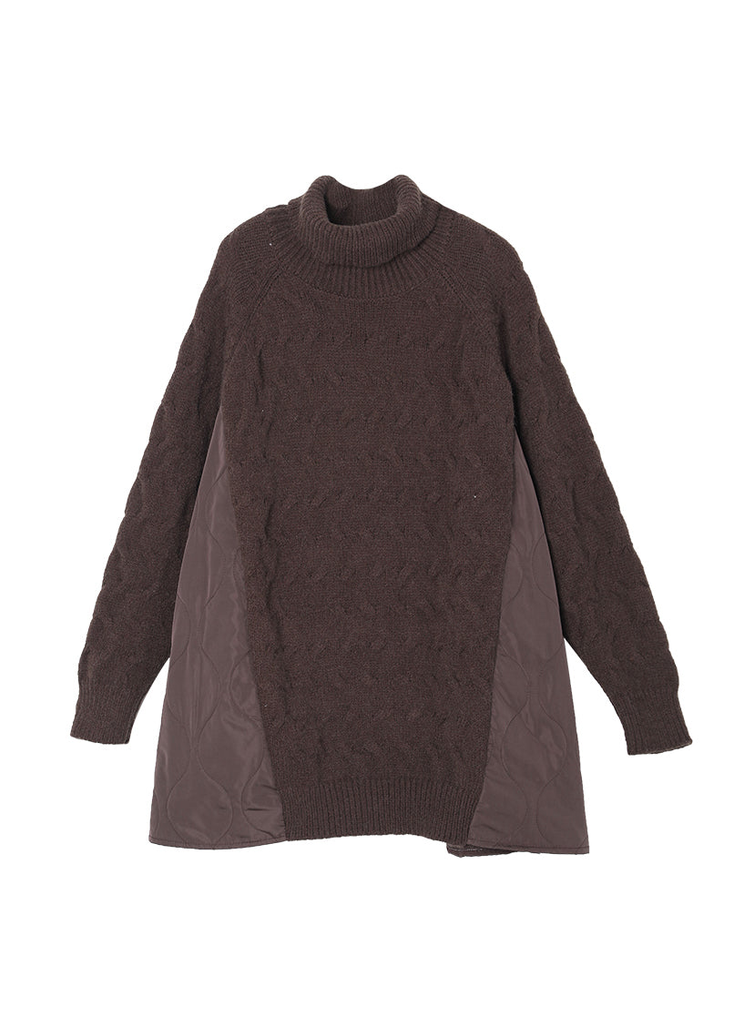 Classic Vintage Sweater with a Flattering Fit