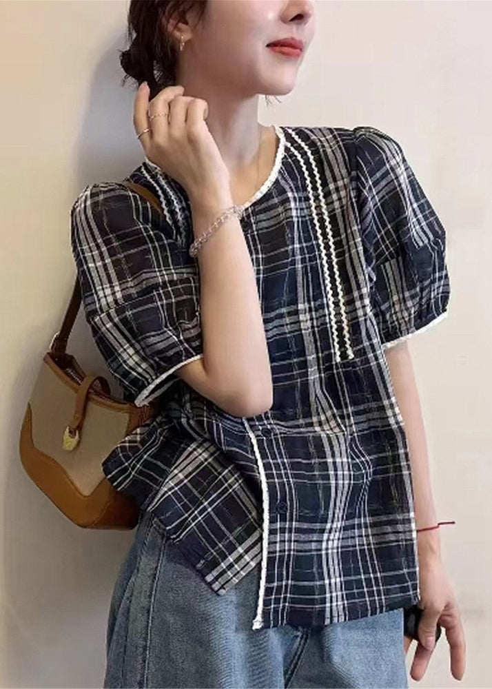 Gracefully Styled Shirt for Any Occasion