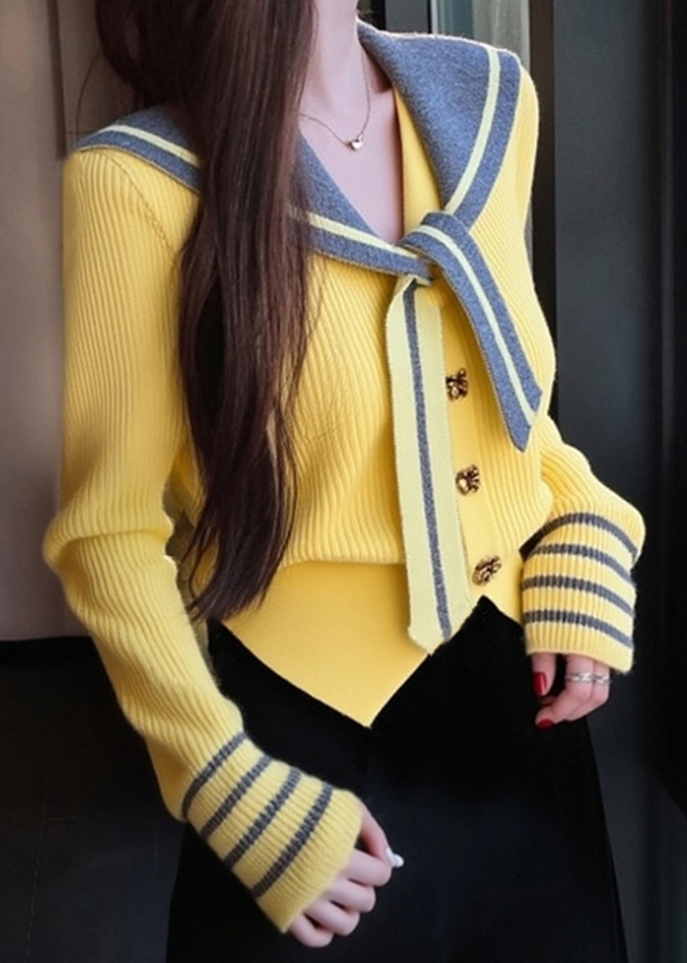 Elegantly Styled Coat for Everyday Wear