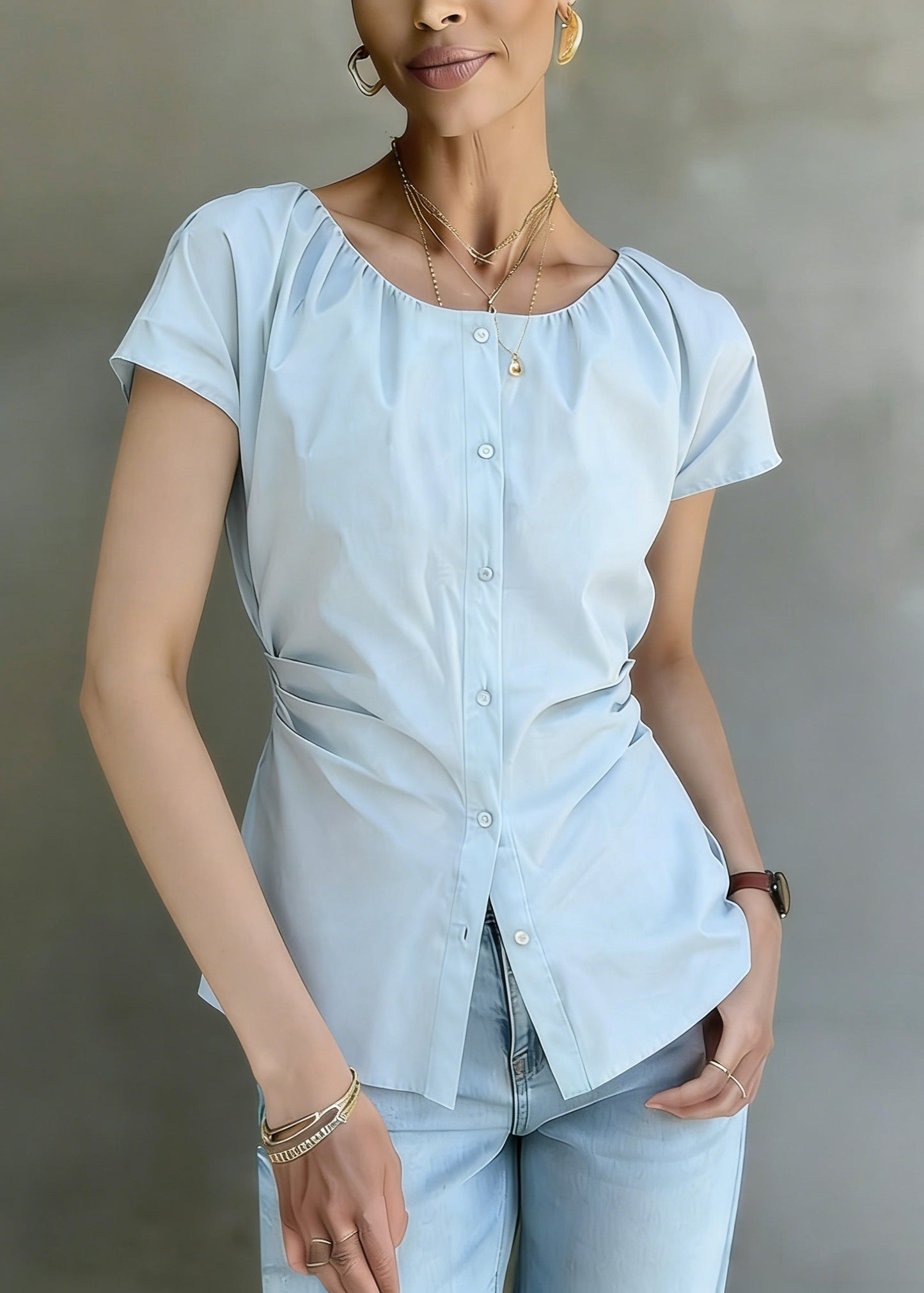 Effortlessly Elegant Shirt with a Timeless Design
