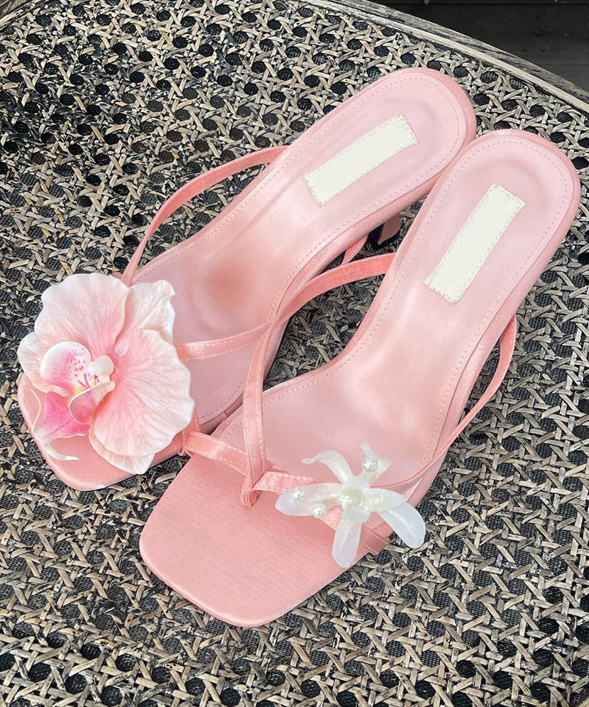 Chic Orthopedic Sandals with Unique Design