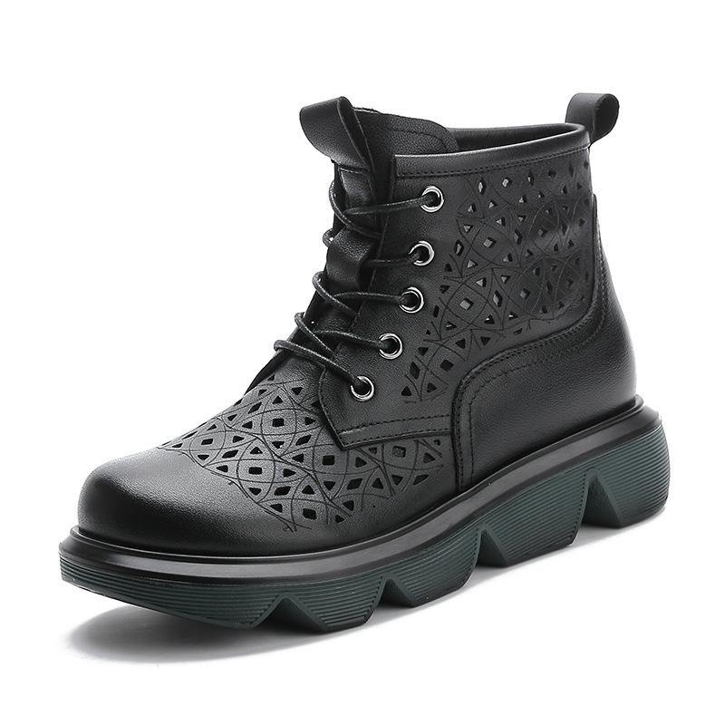 Graceful Orthopedic Boots for Modern Look