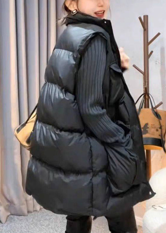 Effortlessly Elegant Coat with a Timeless Design