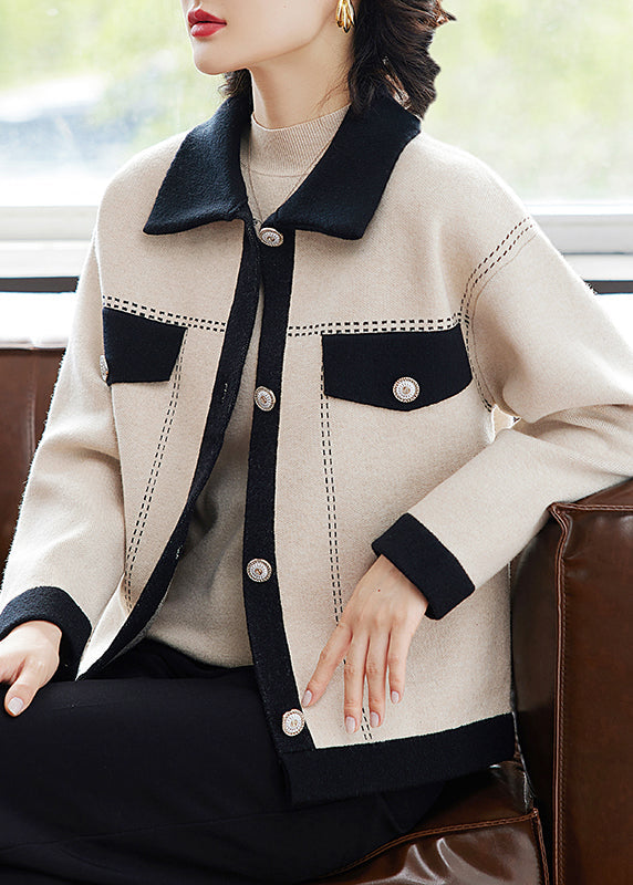 Gracefully Styled Cardigan for Any Occasion