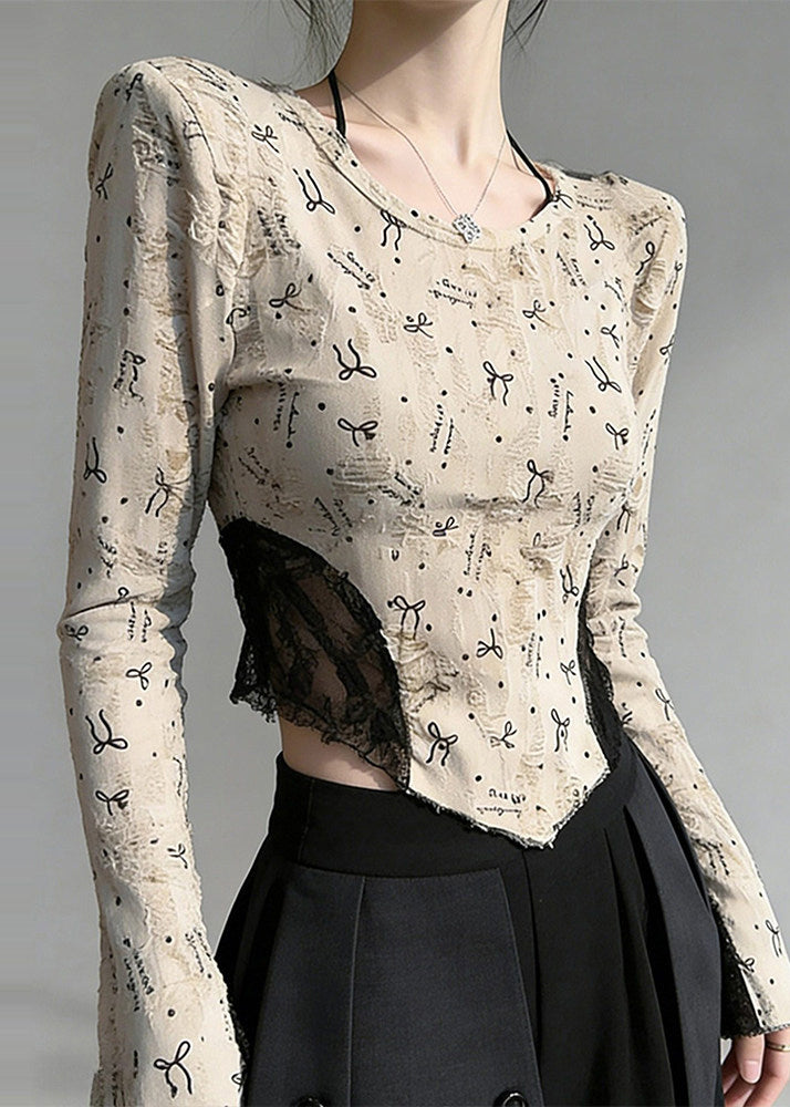 Beautifully Finished Blouse in a Timeless Design