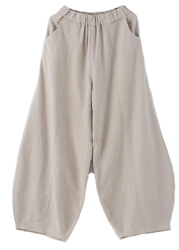 Effortlessly Elegant Pants with a Timeless Design