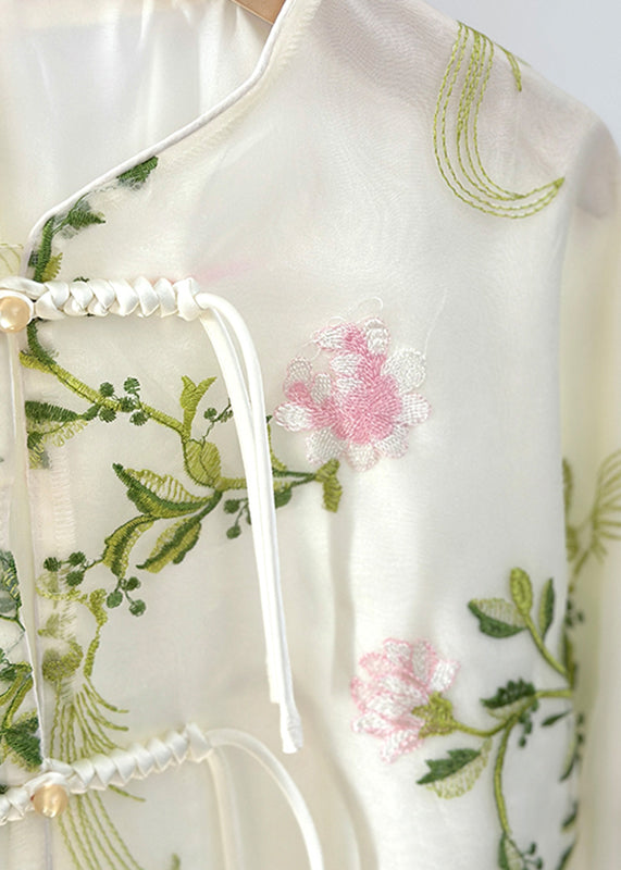 Well Tailored Shirt with a Graceful Silhouette
