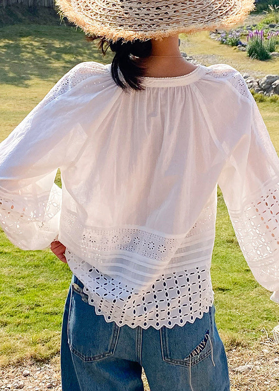 Classic Vintage Shirt with a Flattering Fit
