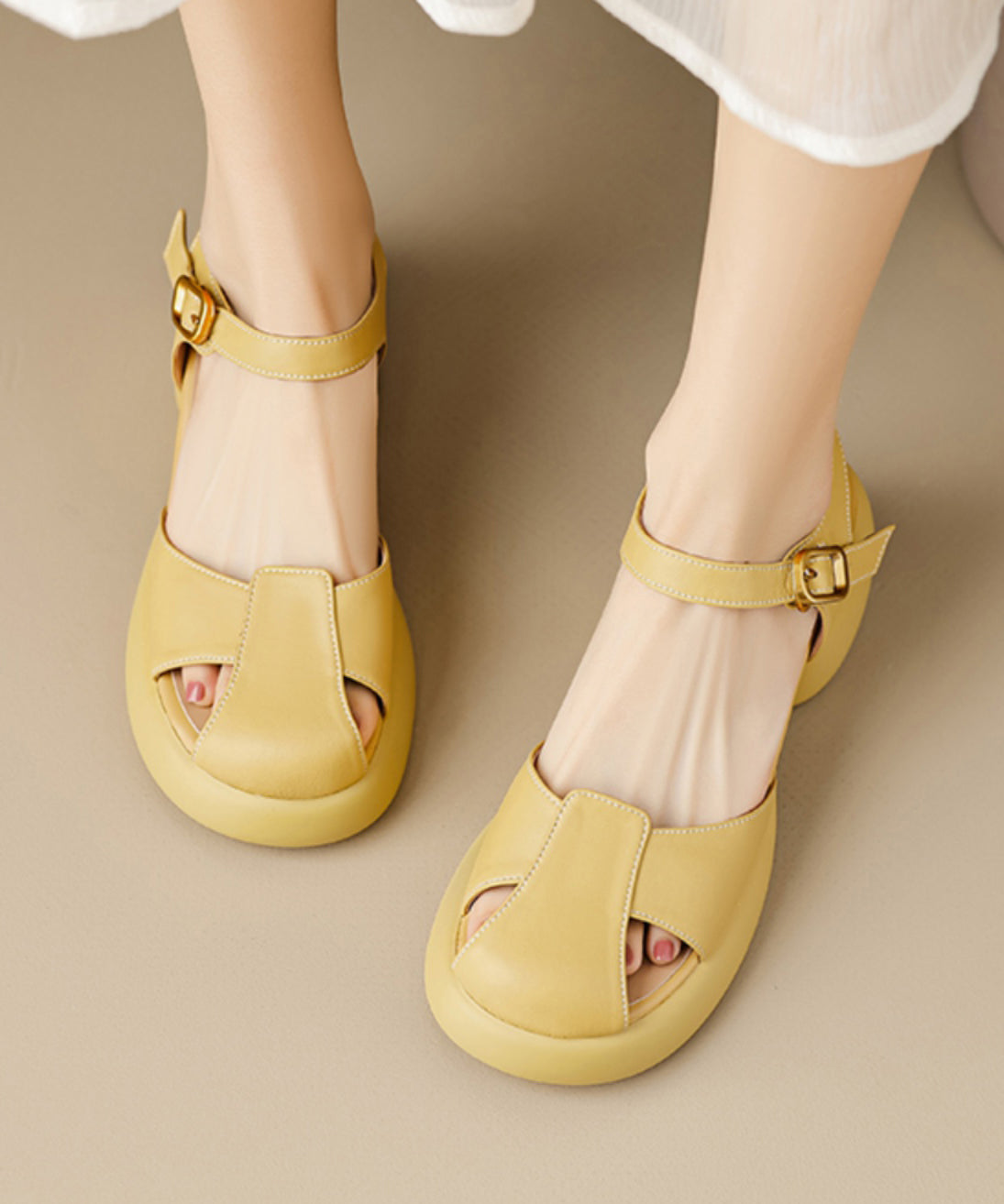 Chic Orthopedic Sandals with Unique Design