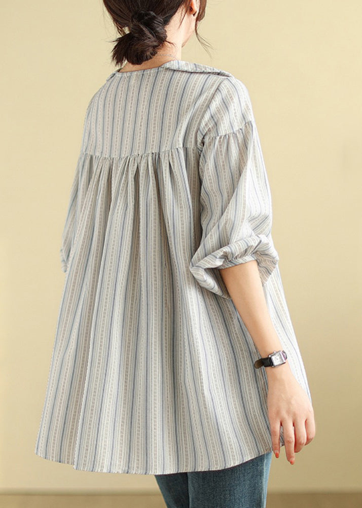 Classic Vintage Top with a Flattering Fit