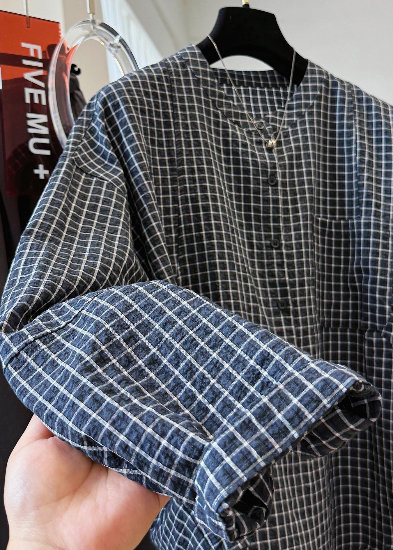 Classic Vintage Shirt with a Flattering Fit