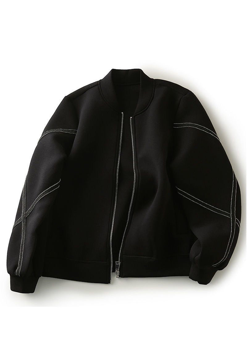 Well Tailored Jacket with a Graceful Silhouette