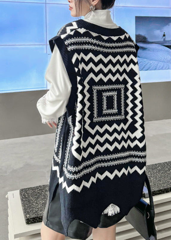 Effortlessly Elegant Coat with a Timeless Design