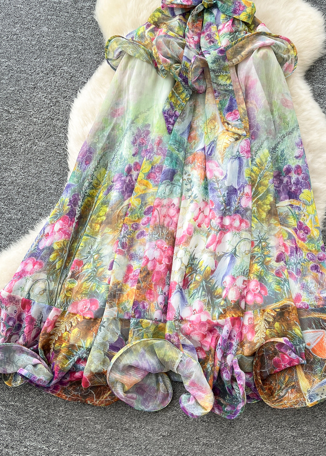 Classic Vintage & Enduringly Stylish Dress