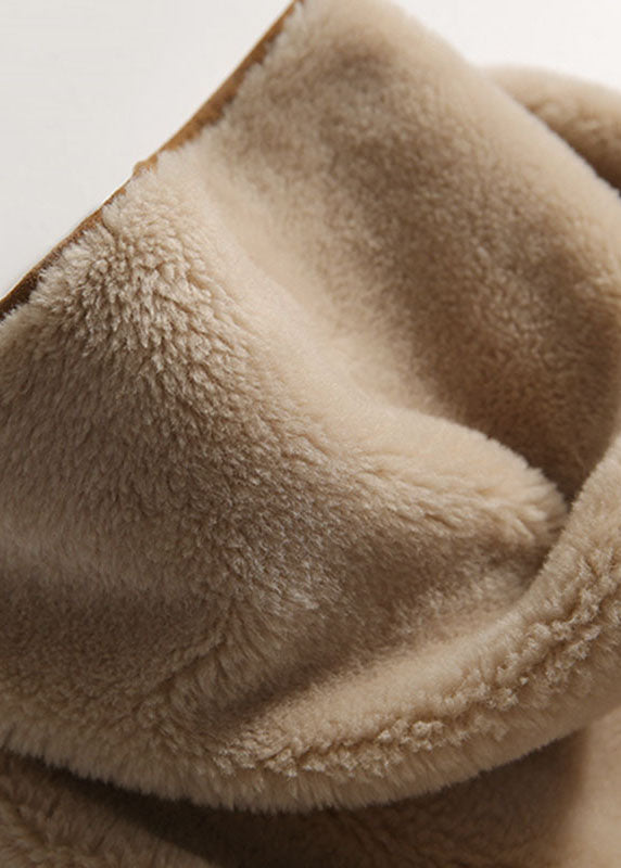 Classic Vintage Coat with a Flattering Fit