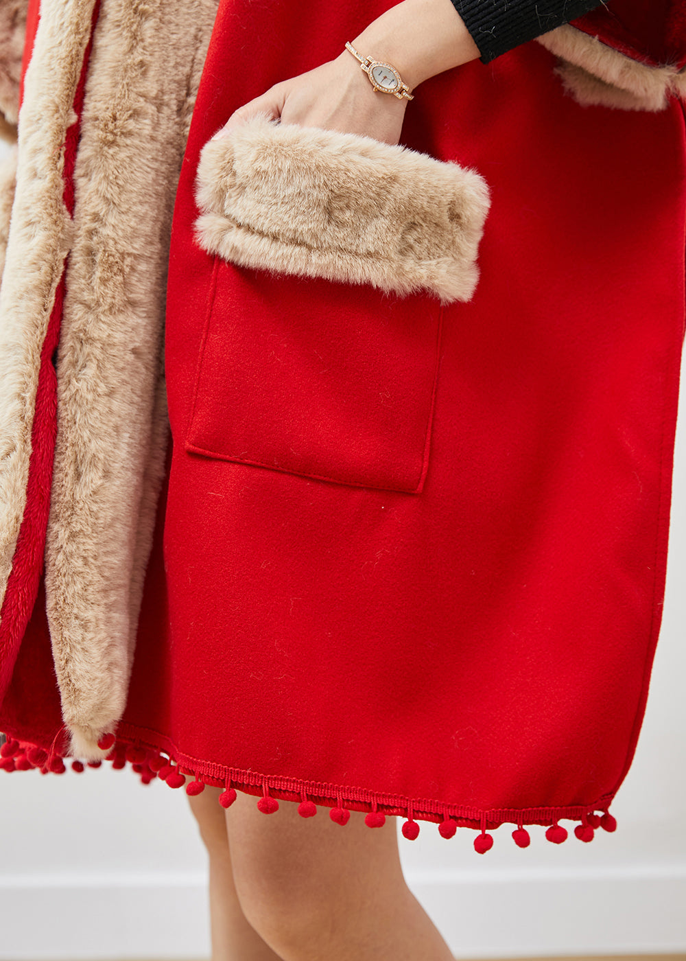 Effortlessly Elegant Coat with a Timeless Design