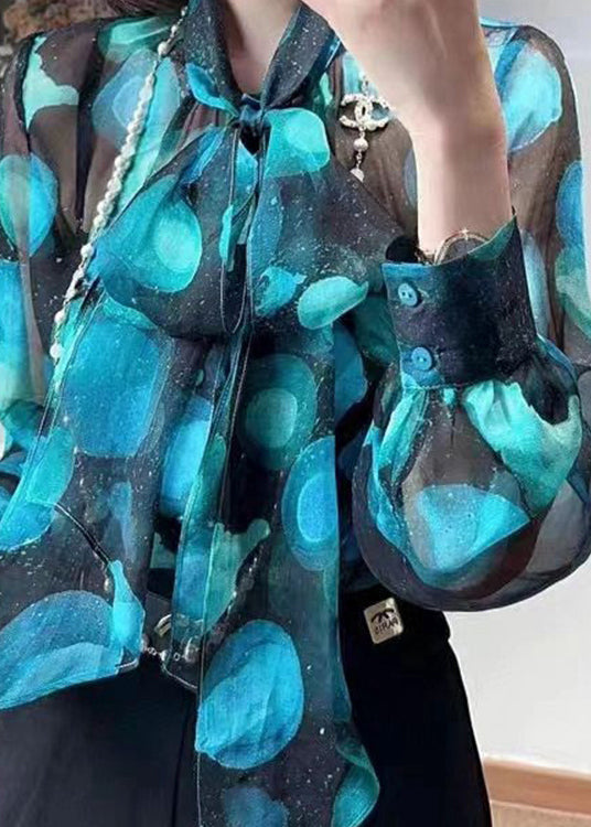 Effortlessly Elegant Blouse with a Timeless Design
