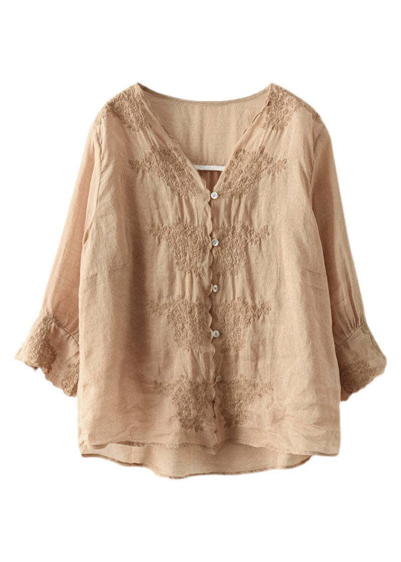 Classic Vintage Shirt with a Flattering Fit