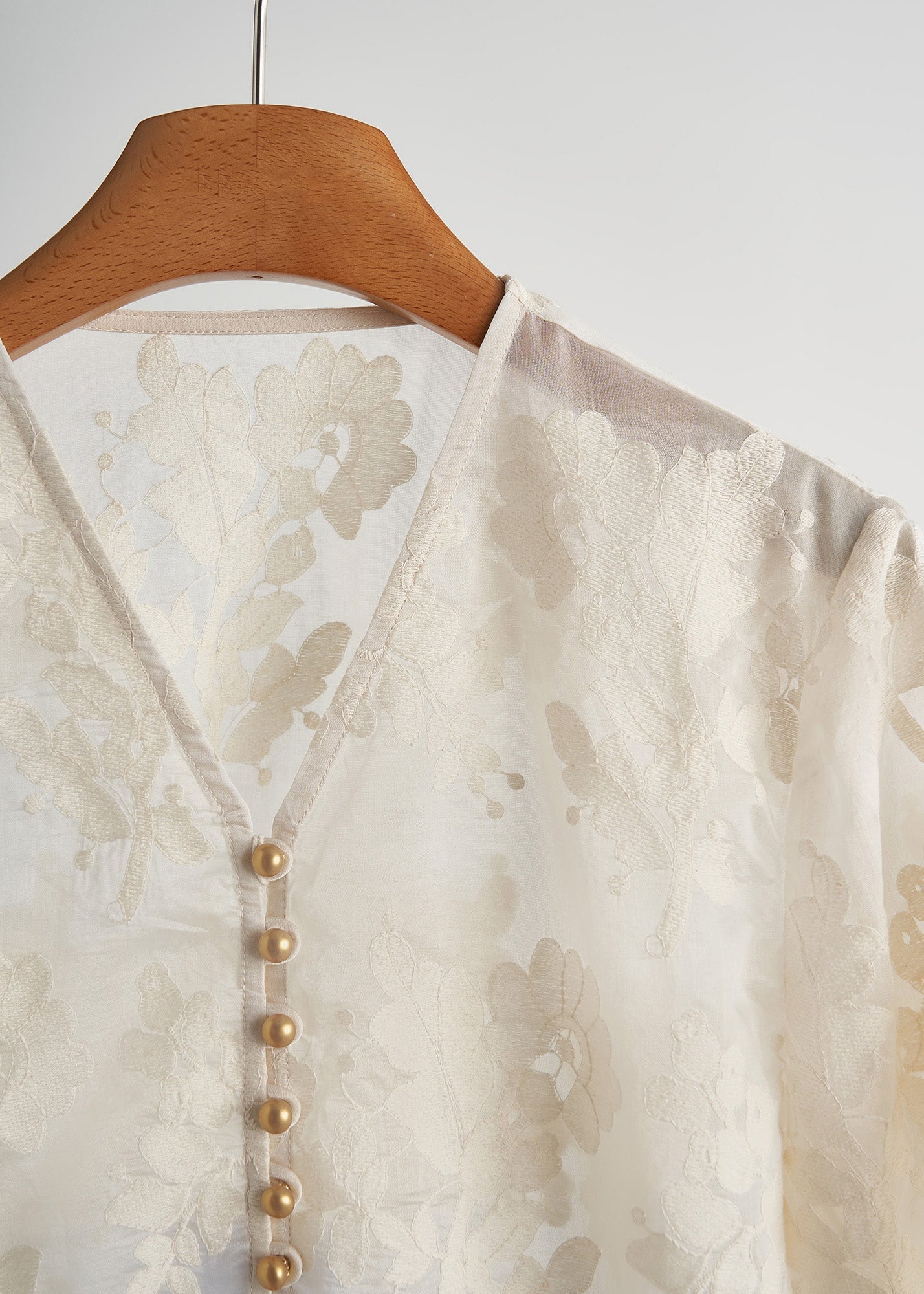 Classic Vintage Top with a Flattering Fit