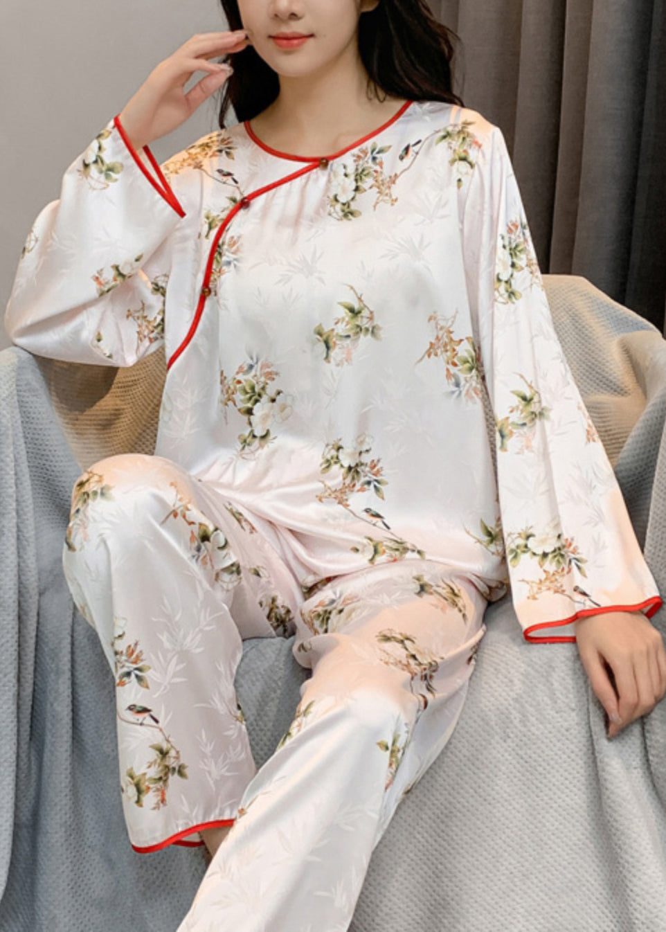 Well Tailored Garment with a Graceful Silhouette