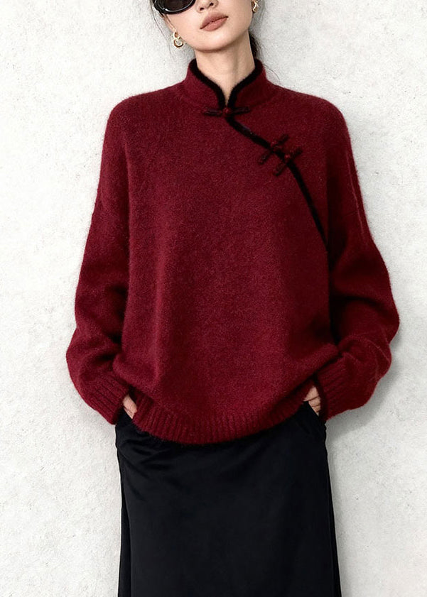 Effortlessly Elegant Top with a Timeless Design