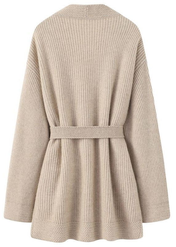 Effortlessly Elegant Coat with a Timeless Design