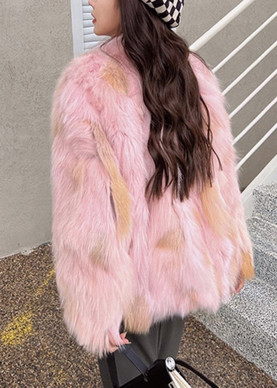 Beautifully Finished Coat in a Timeless Design