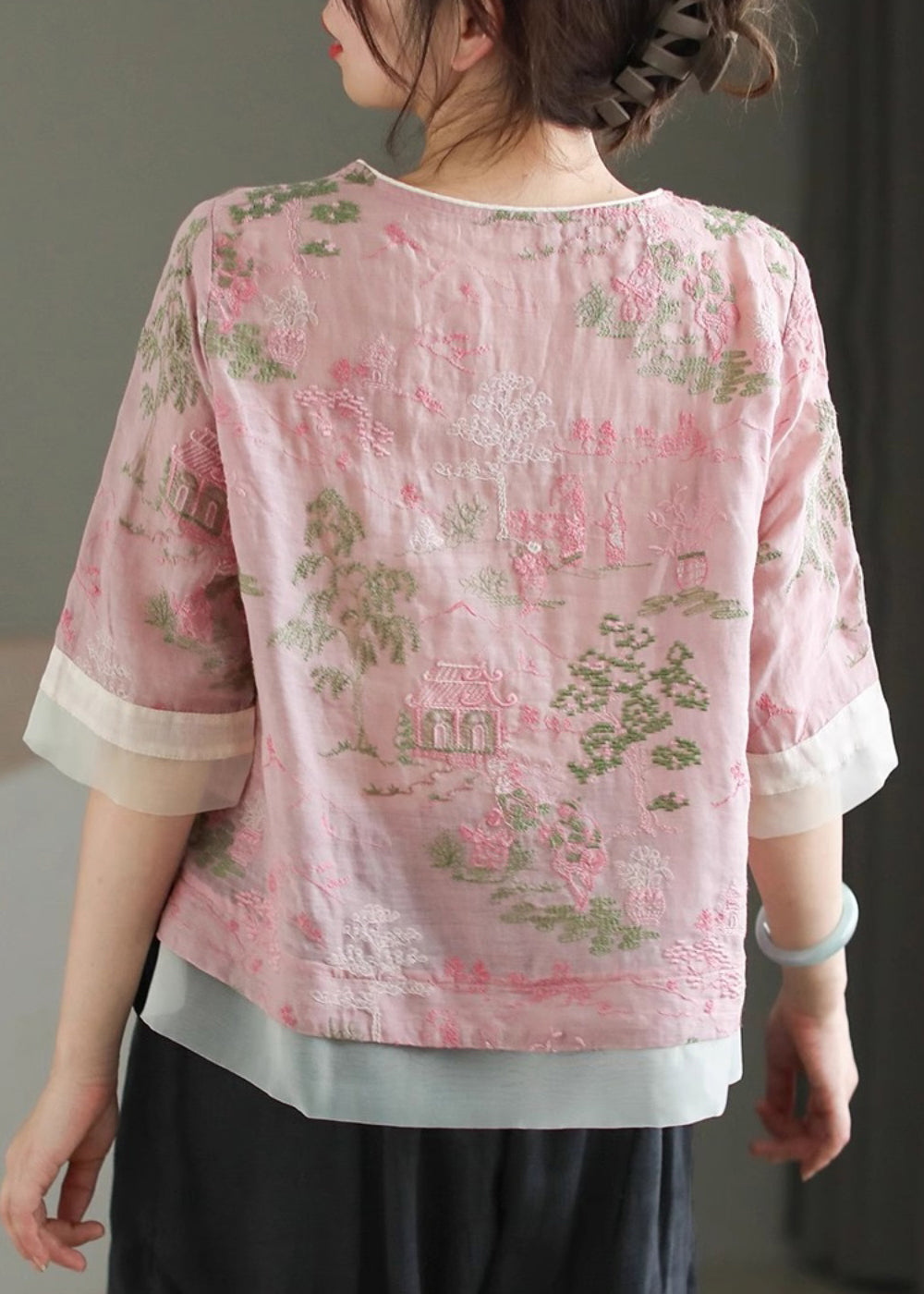 Classic Vintage & Enduringly Stylish Top