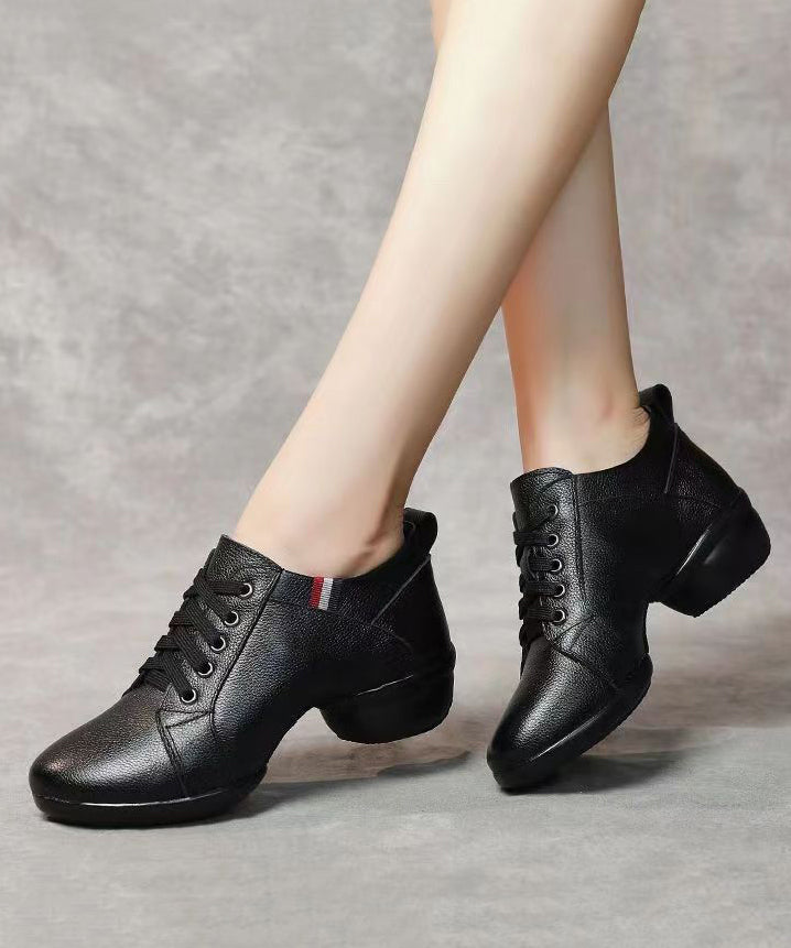 Graceful Orthopedic Shoes for Modern Look