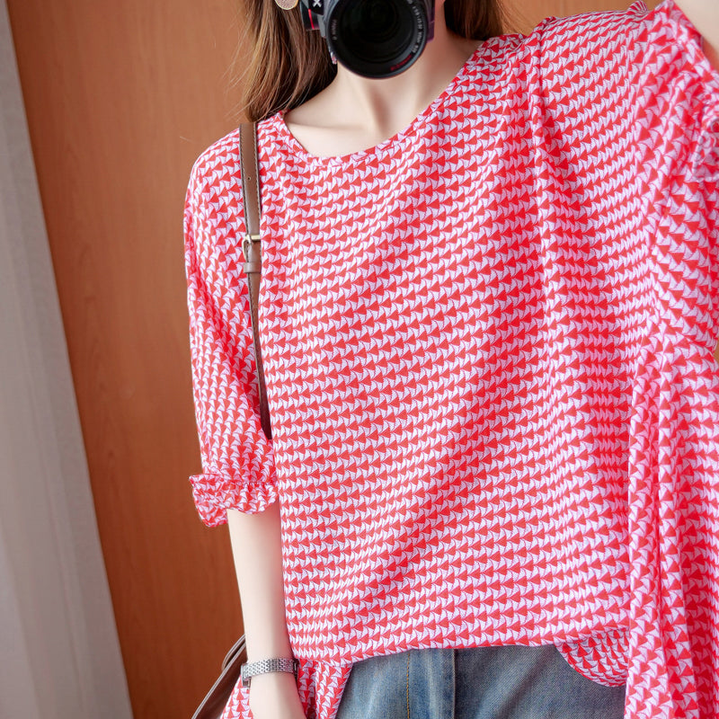 Beautifully Finished Top in a Timeless Design