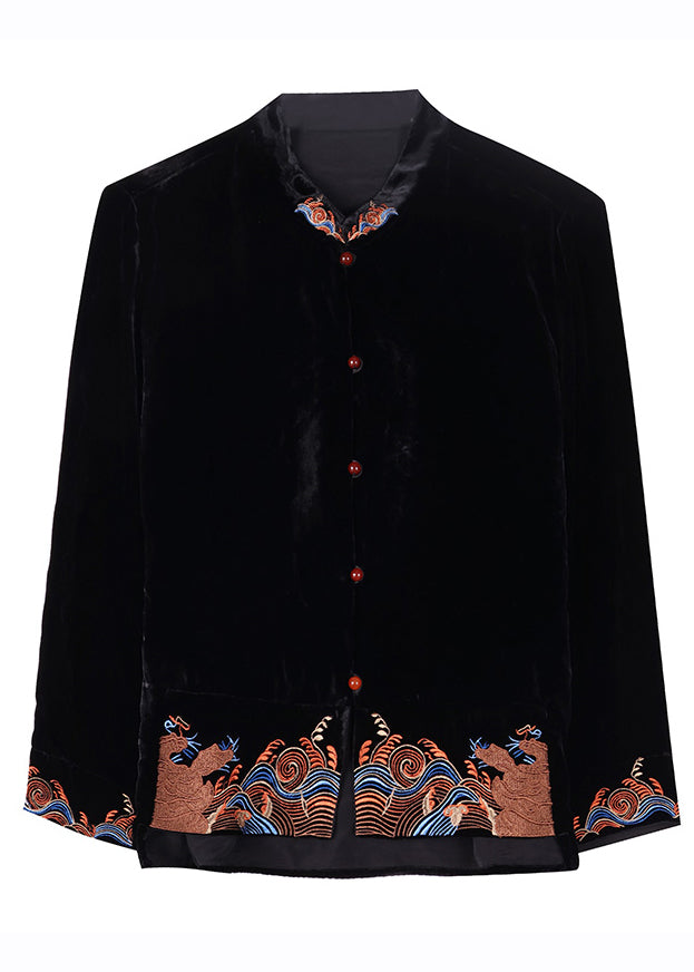 Well Tailored Coat with a Graceful Silhouette