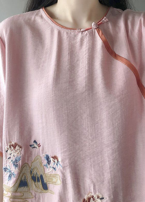 Classic Vintage Shirt with a Flattering Fit