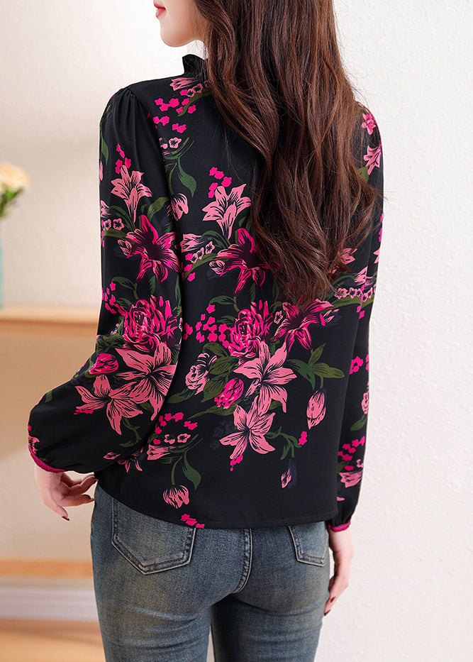 A Vintage Style Top with Delicate Timeless Details