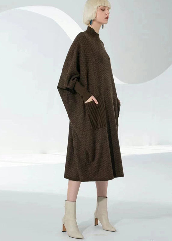 Well Tailored Sweater with a Graceful Silhouette