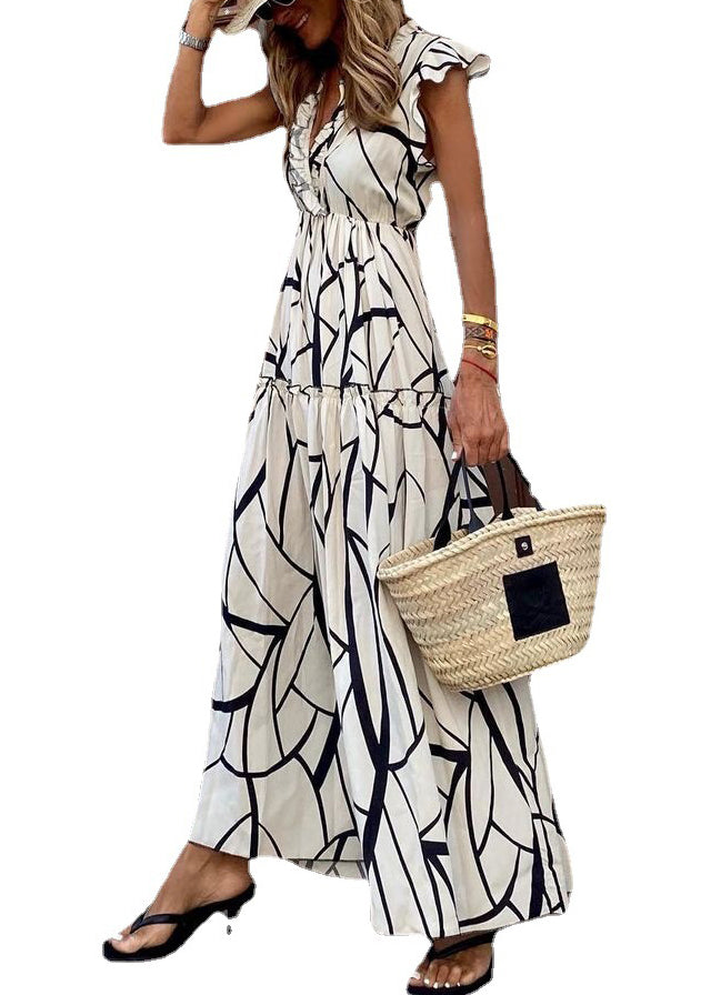 Well Tailored Dress with a Graceful Silhouette