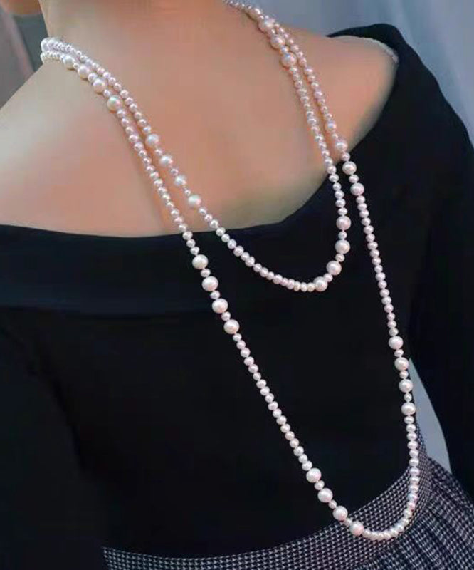 Classic Silver Necklace with Timeless Appeal