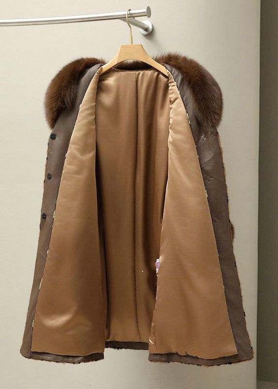 Classic Vintage & Enduringly Stylish Coat