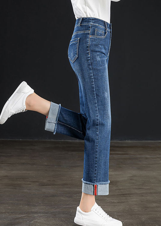 Effortlessly Elegant Pants with a Timeless Design