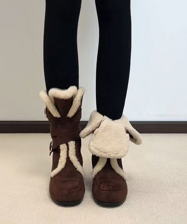Graceful Orthopedic Boots for Modern Look