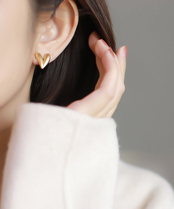 Elegant Gold Earring for Every Occasion