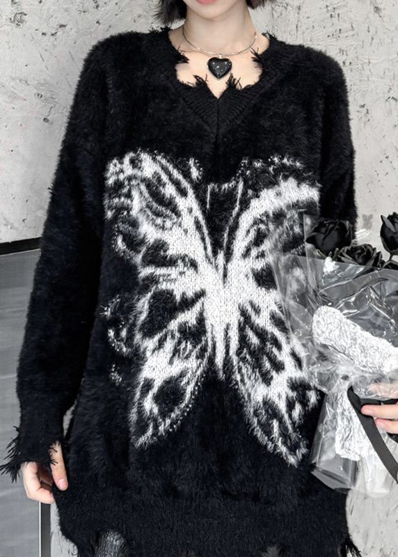Gracefully Styled Pullover for Any Occasion