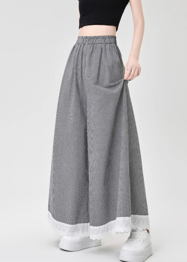 Beautifully Finished Pants in a Timeless Design