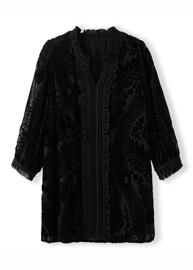 A Vintage Style Top with Delicate Timeless Details
