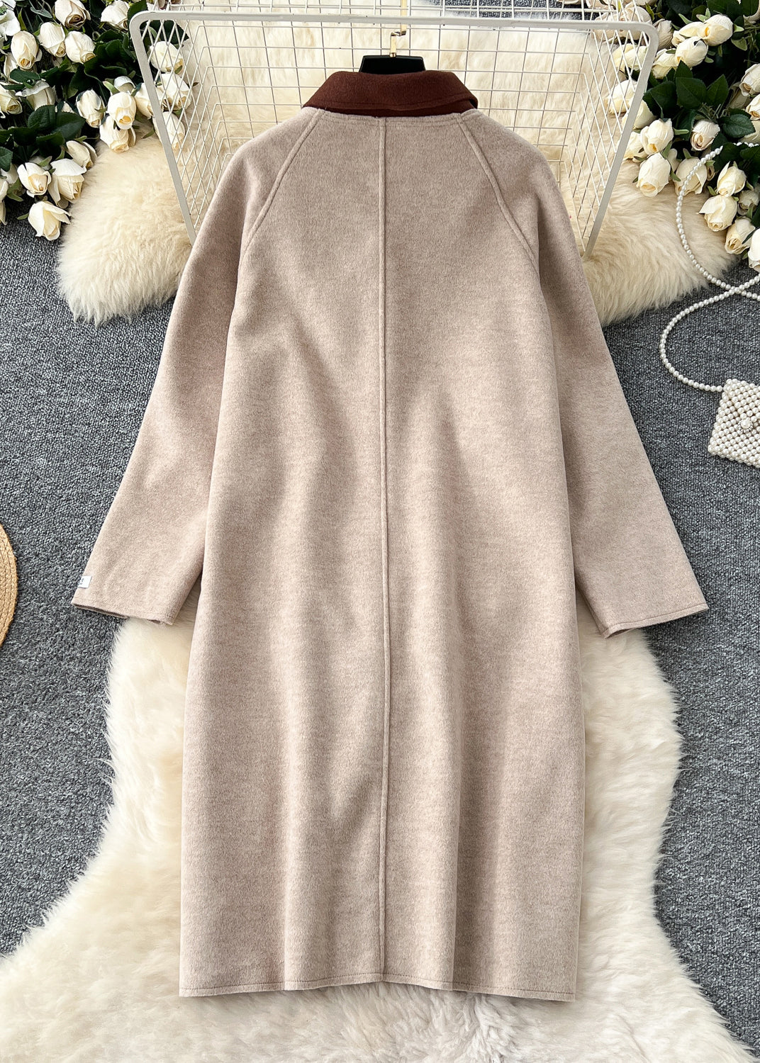 Elegantly Styled Coat for Everyday Wear