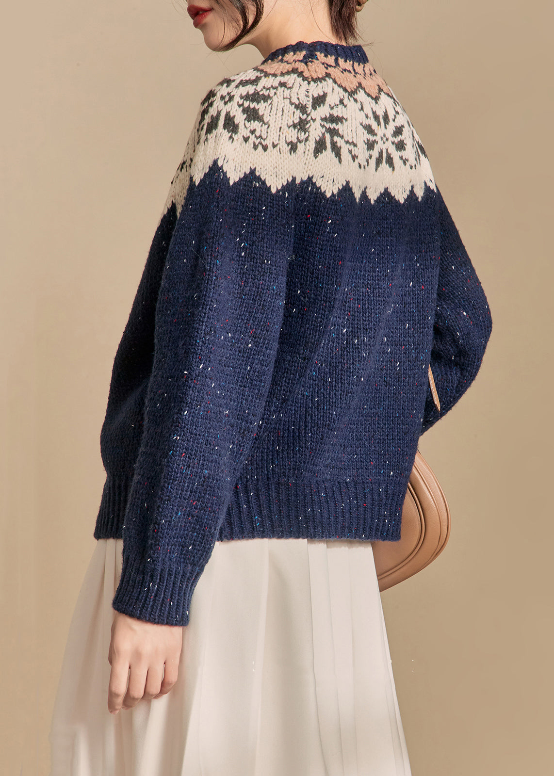 Effortlessly Elegant Coat with a Timeless Design