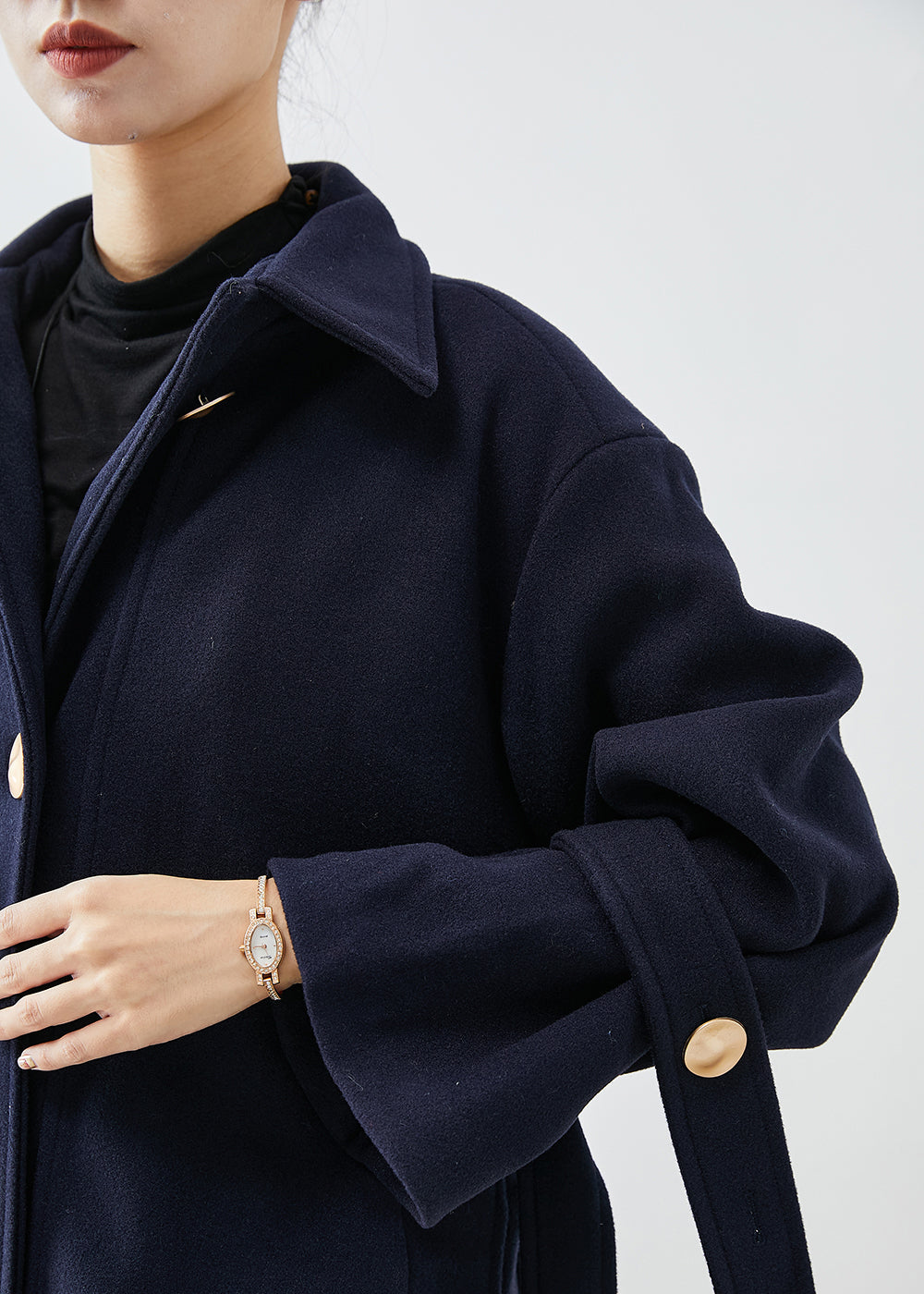 Beautifully Finished Coat in a Timeless Design