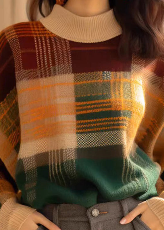 Well Tailored Sweater with a Graceful Silhouette