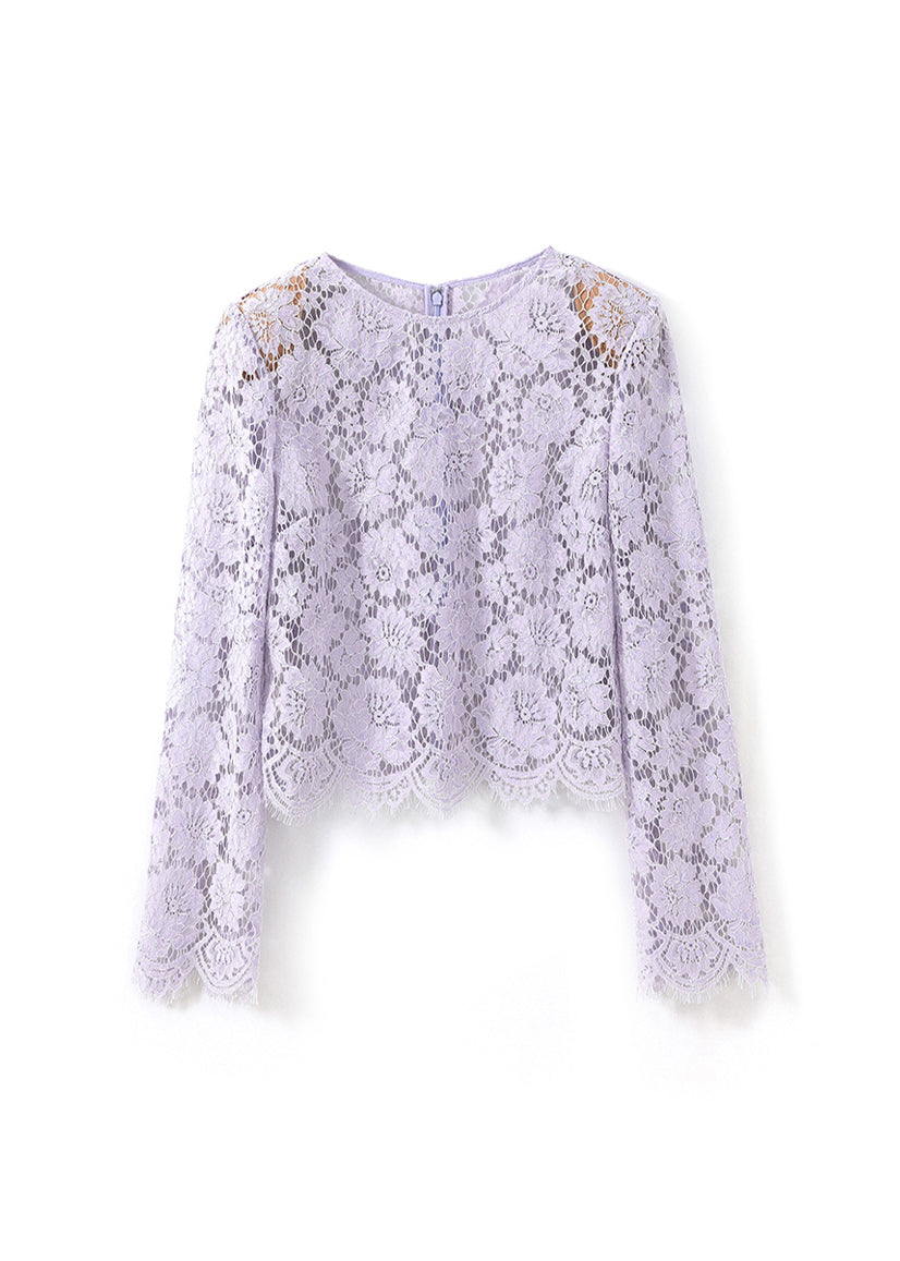 Polished Top with an Effortless Classic Look